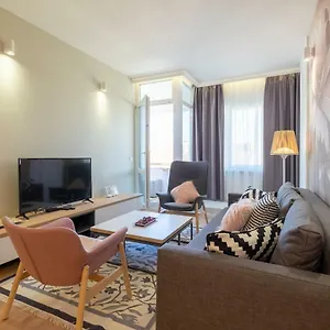 Vitosha Blvd Luxury 2-bedroom, 2-bathroom With Balcony Sofia